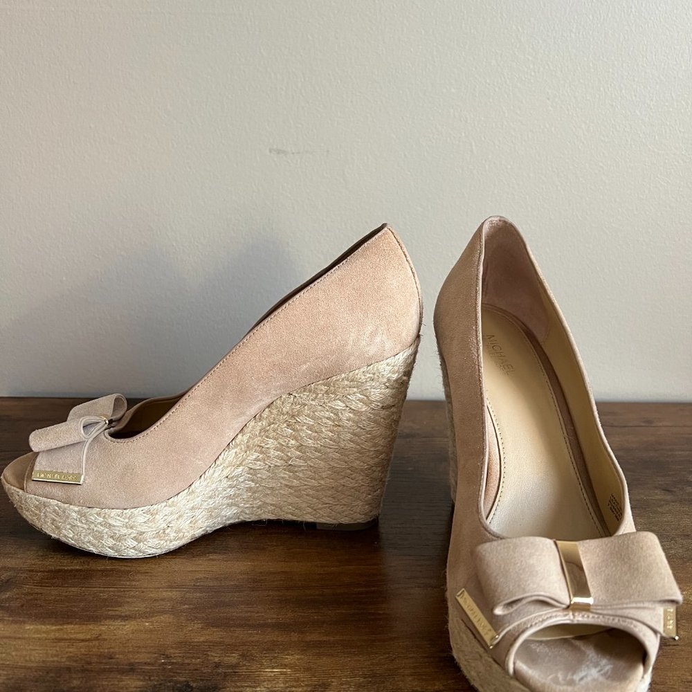 Michael Kors Women's Meg Tan Suede Bow Wedge Espadrille, Size 7.5